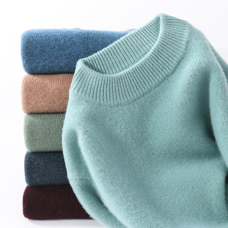 Men's semi-turtleneck clothing - đánh giá và giá Turtleneck Sweater Men